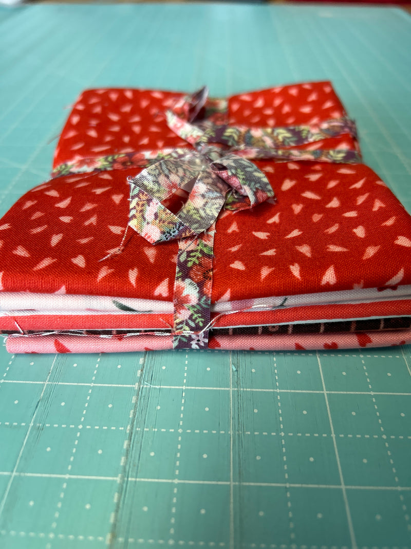 Valentines Fat Quarter Bundle - Includes 5 Prints